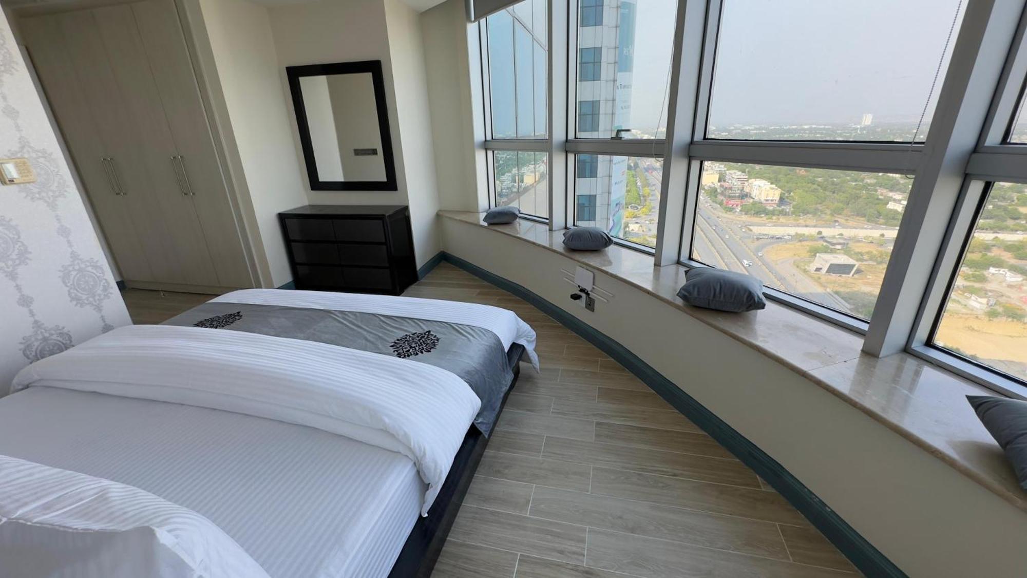 Centaurus Apartments İslamabad Dış mekan fotoğraf