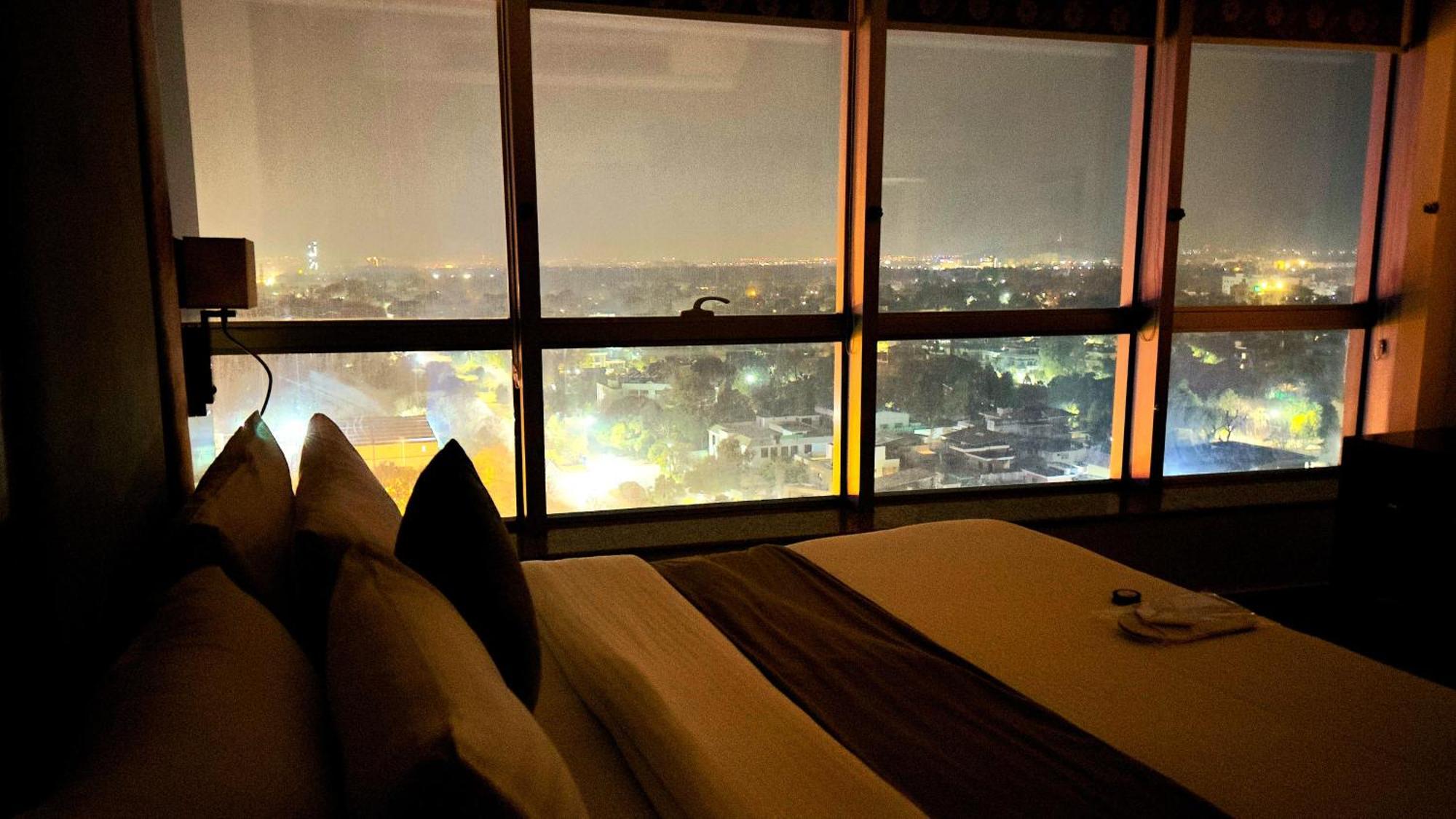 Centaurus Apartments İslamabad Dış mekan fotoğraf